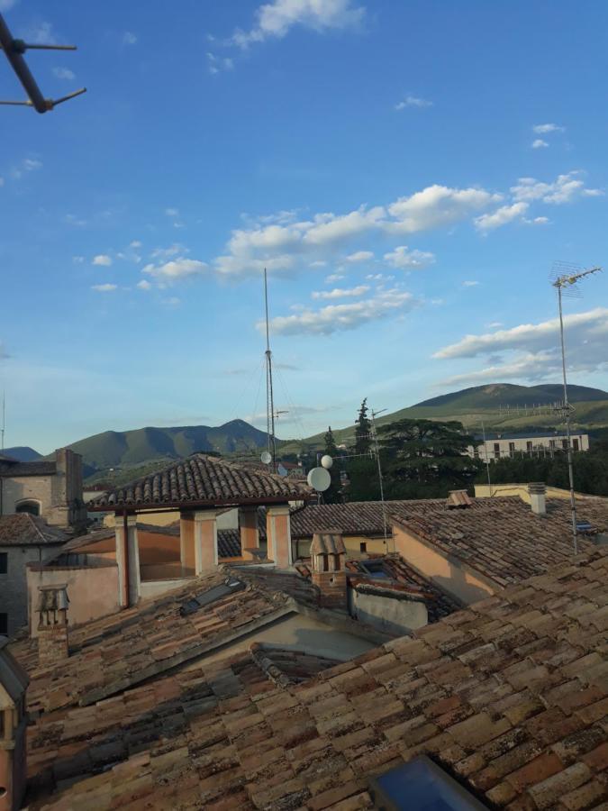 Hotel La Torretta Foligno Exterior foto